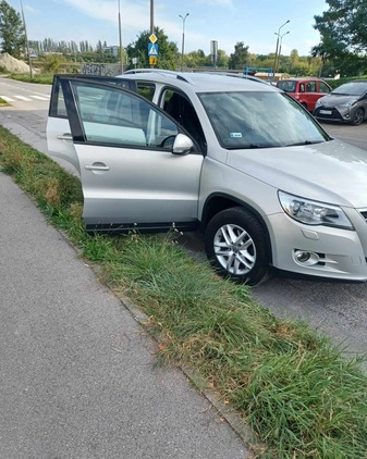 Volkswagen Tiguan cena 41500 przebieg: 223000, rok produkcji 2011 z Radom małe 211